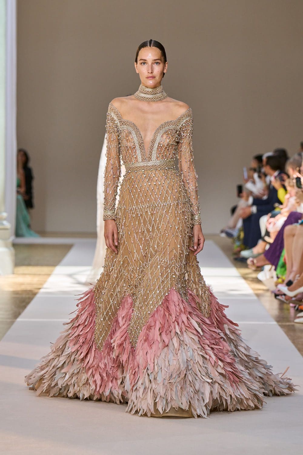 Elie Saab Haute Couture осень 2022-2023 Runway Магазины