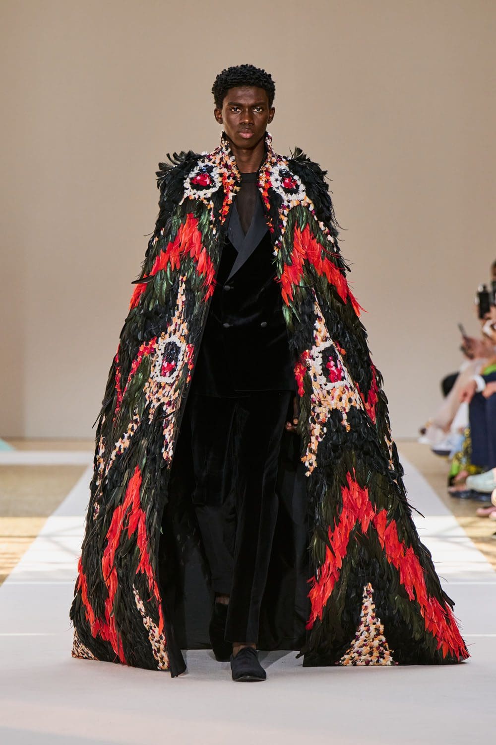Elie Saab Haute Couture осень 2022-2023 Runway Магазины