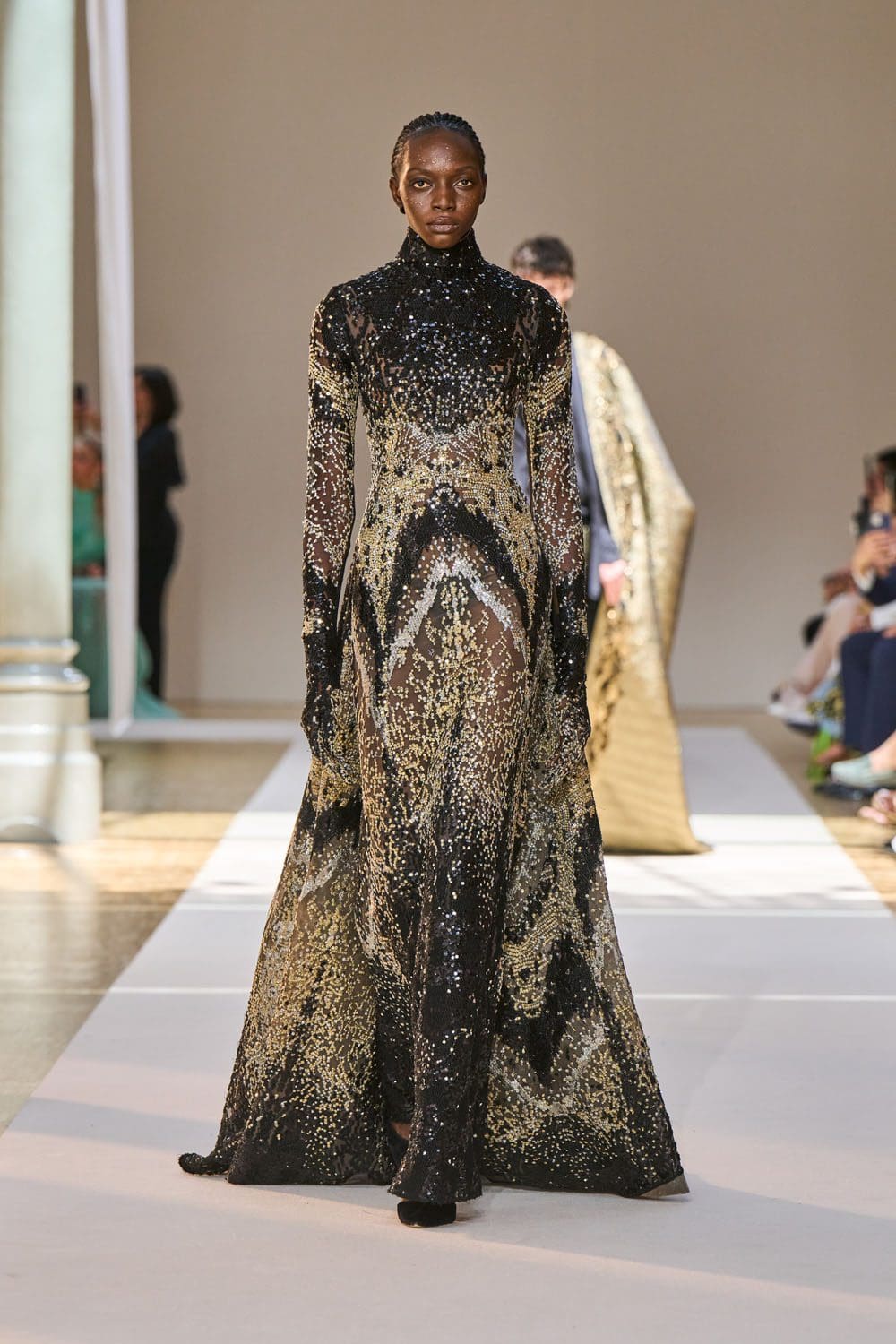 Elie Saab Haute Couture осень 2022-2023 Runway Магазины