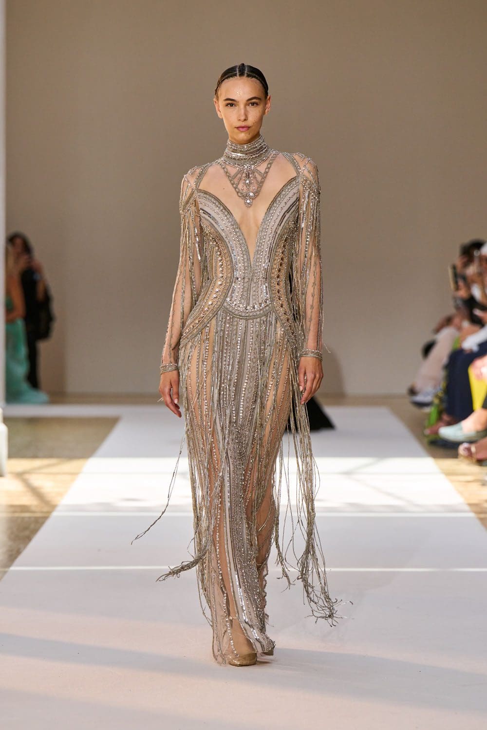 Elie Saab Haute Couture осень 2022-2023 Runway Магазины