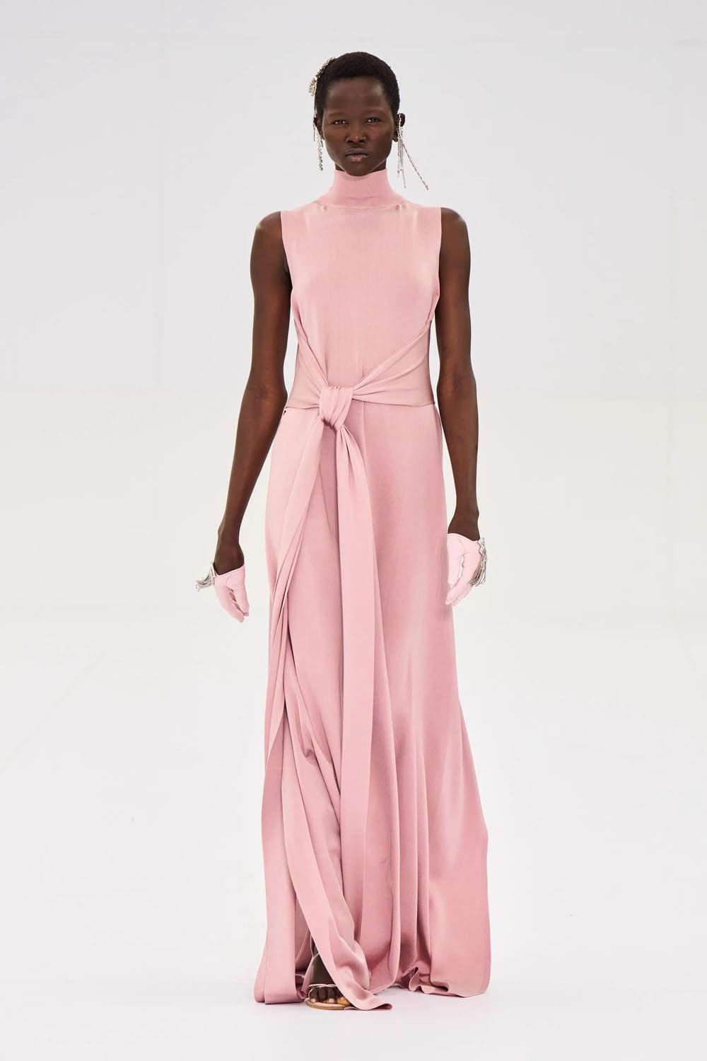Fendi Alta Costura Outono Inverno 2022-2023 Runway revista