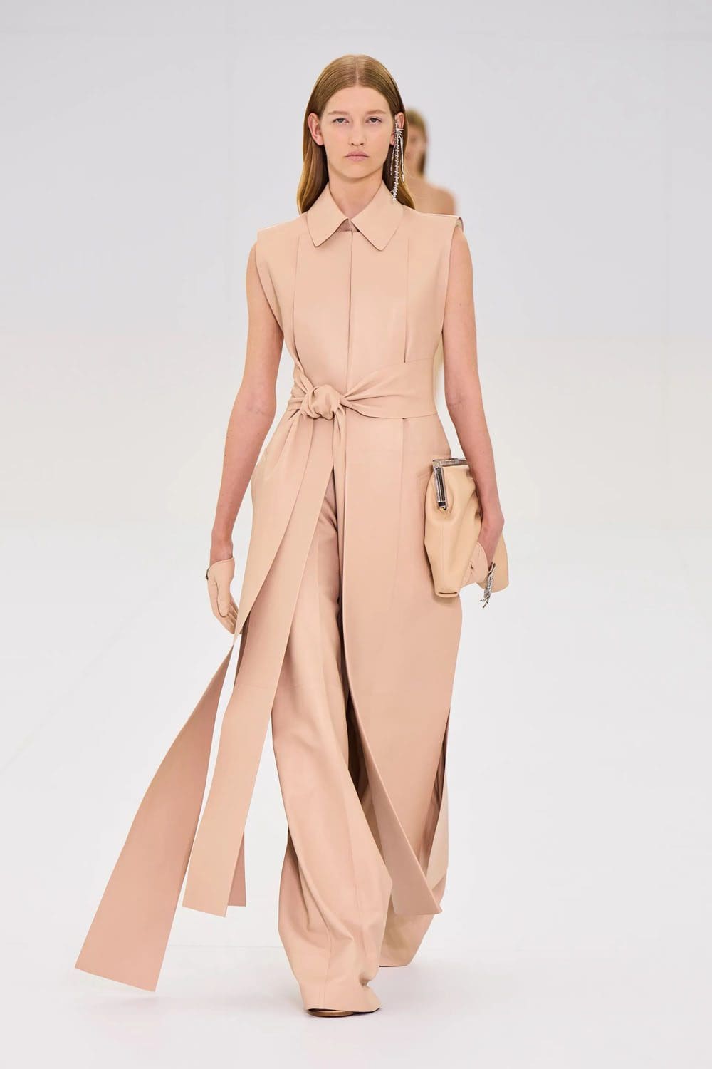 Fendi Alta Costura Outono Inverno 2022-2023 Runway revista
