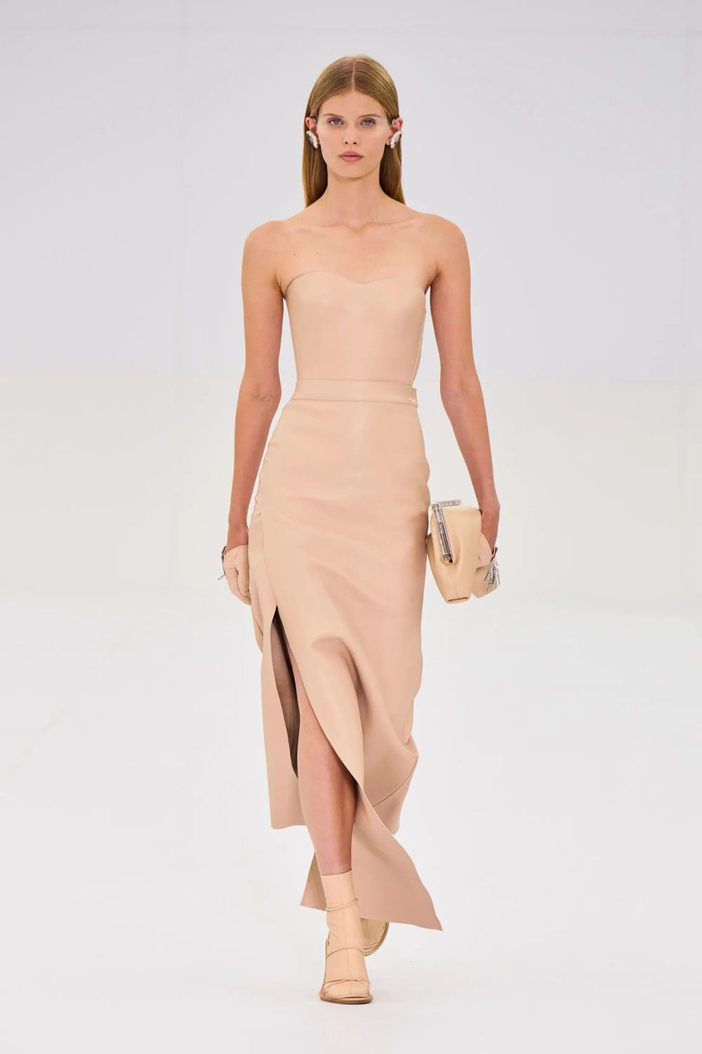 Fendi Alta Costura Outono Inverno 2022-2023 Runway revista