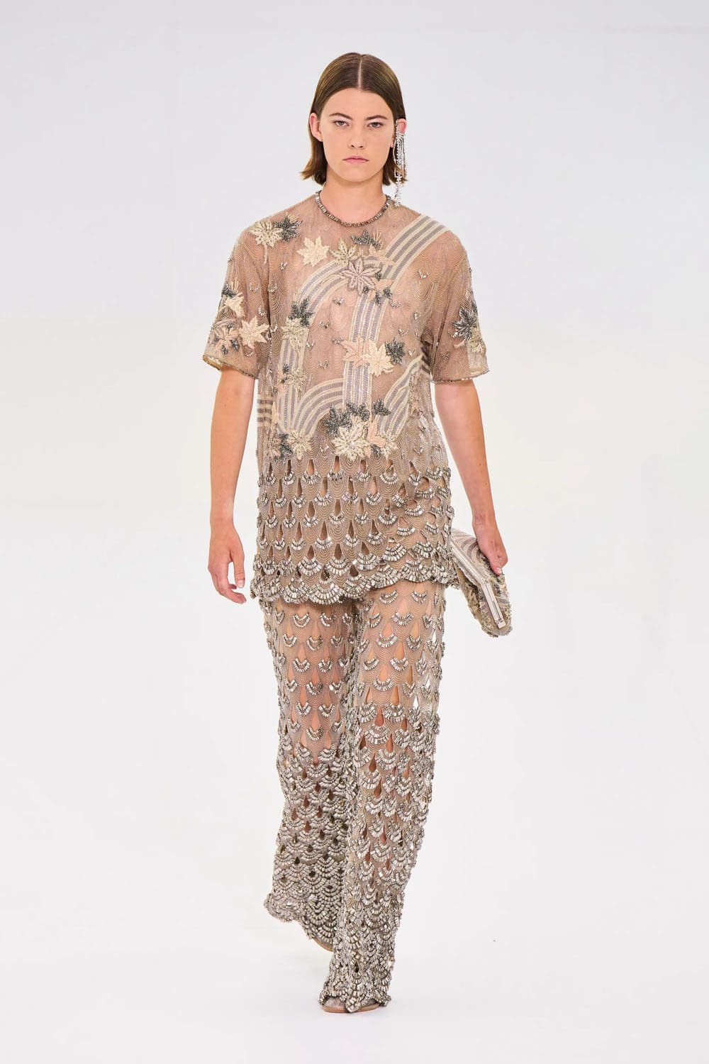 Fendi Alta Costura Outono Inverno 2022-2023 Runway revista