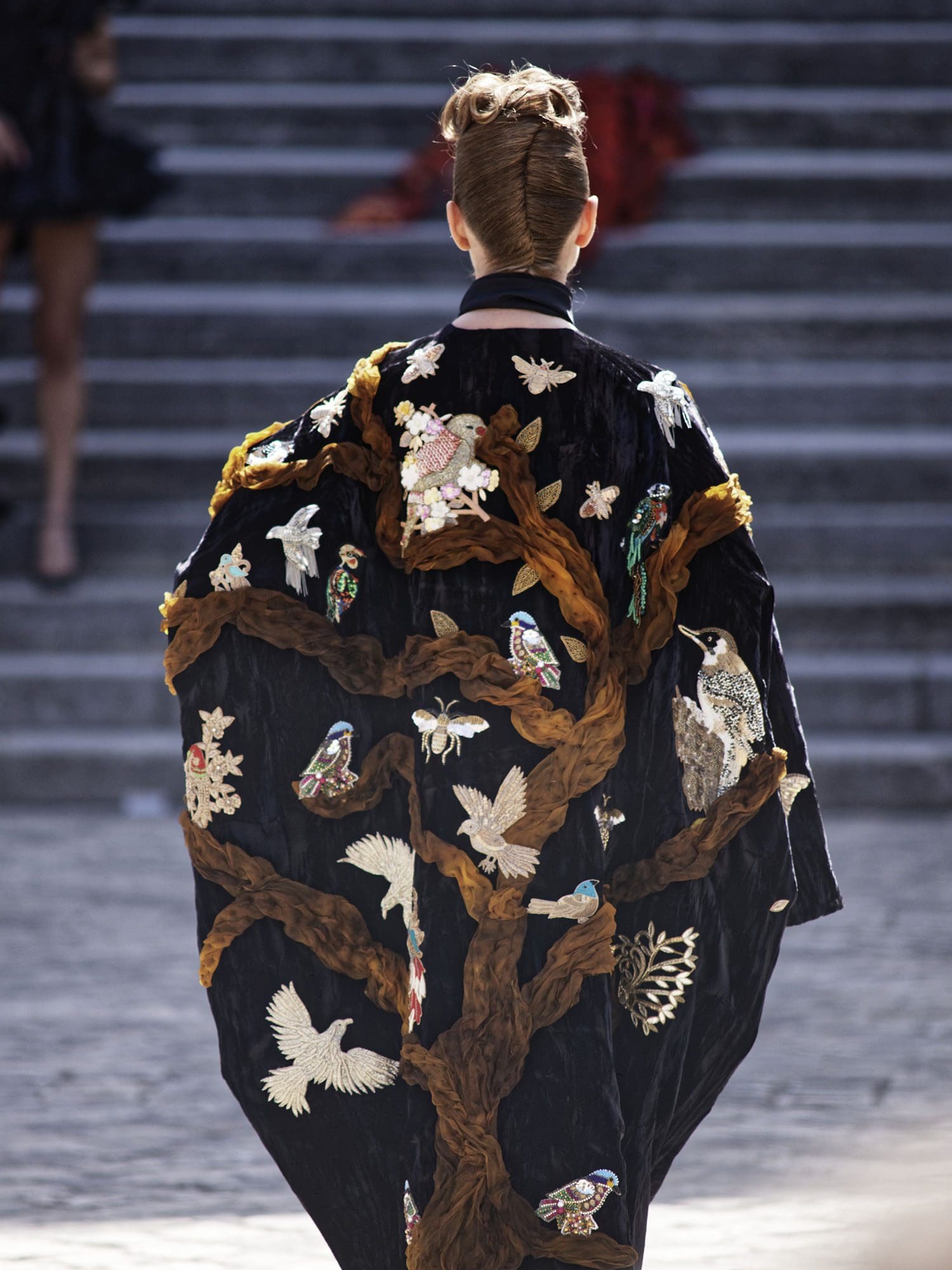 Franck Sorbier Alta Costura Outono Inverno 2022-2023 Runway revista