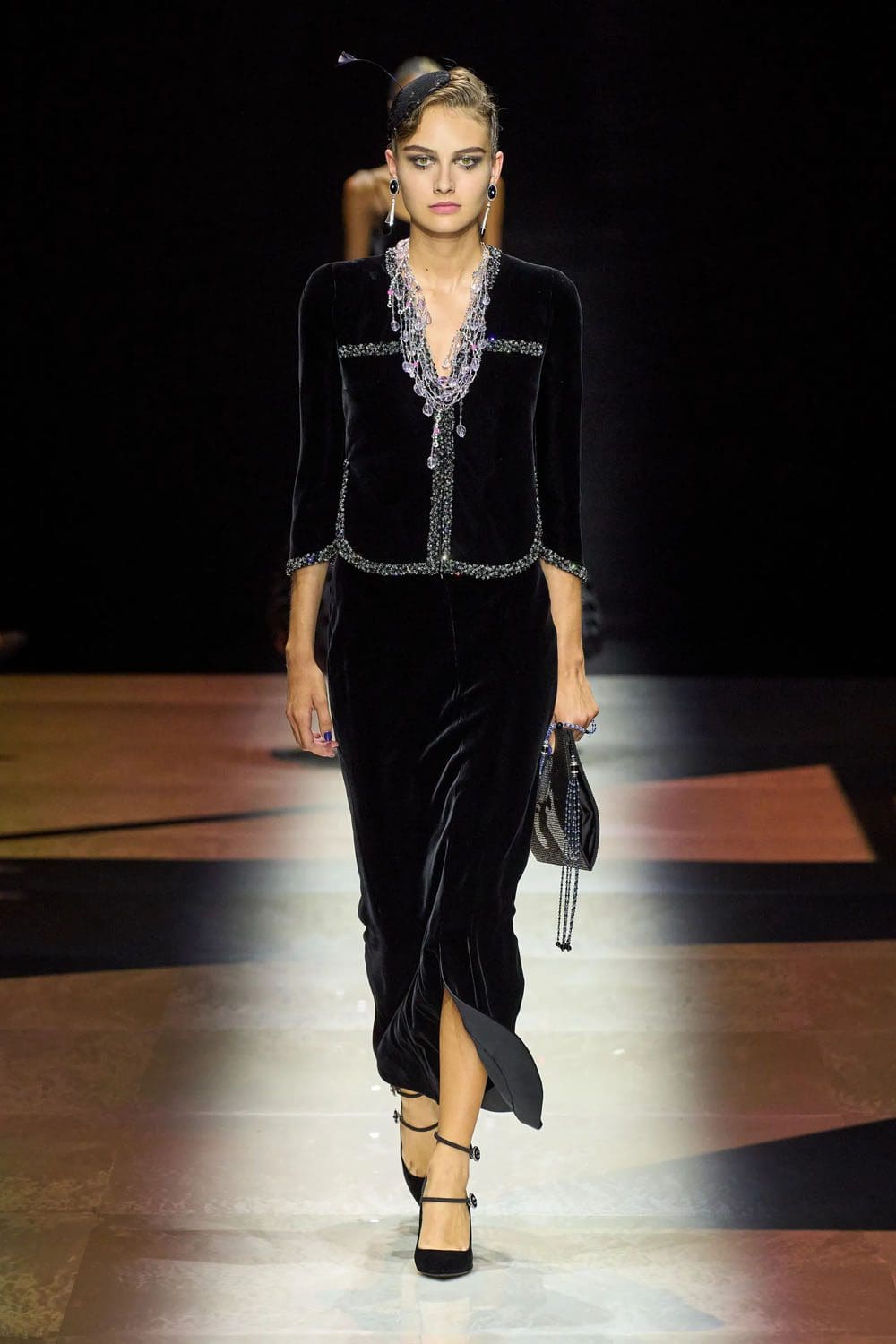 Giorgio Armani Privé outono inverno 2022-2023 Runway revista