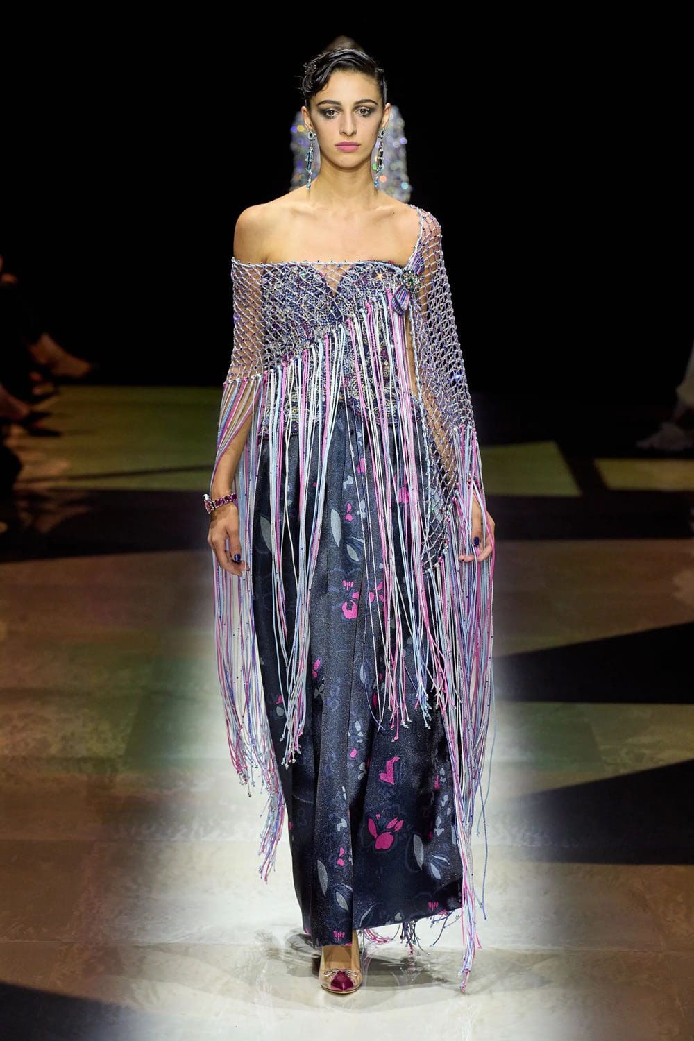 Giorgio Armani Privé outono inverno 2022-2023 Runway revista