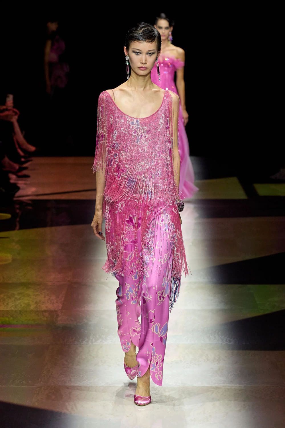 Giorgio Armani Privé outono inverno 2022-2023 Runway revista