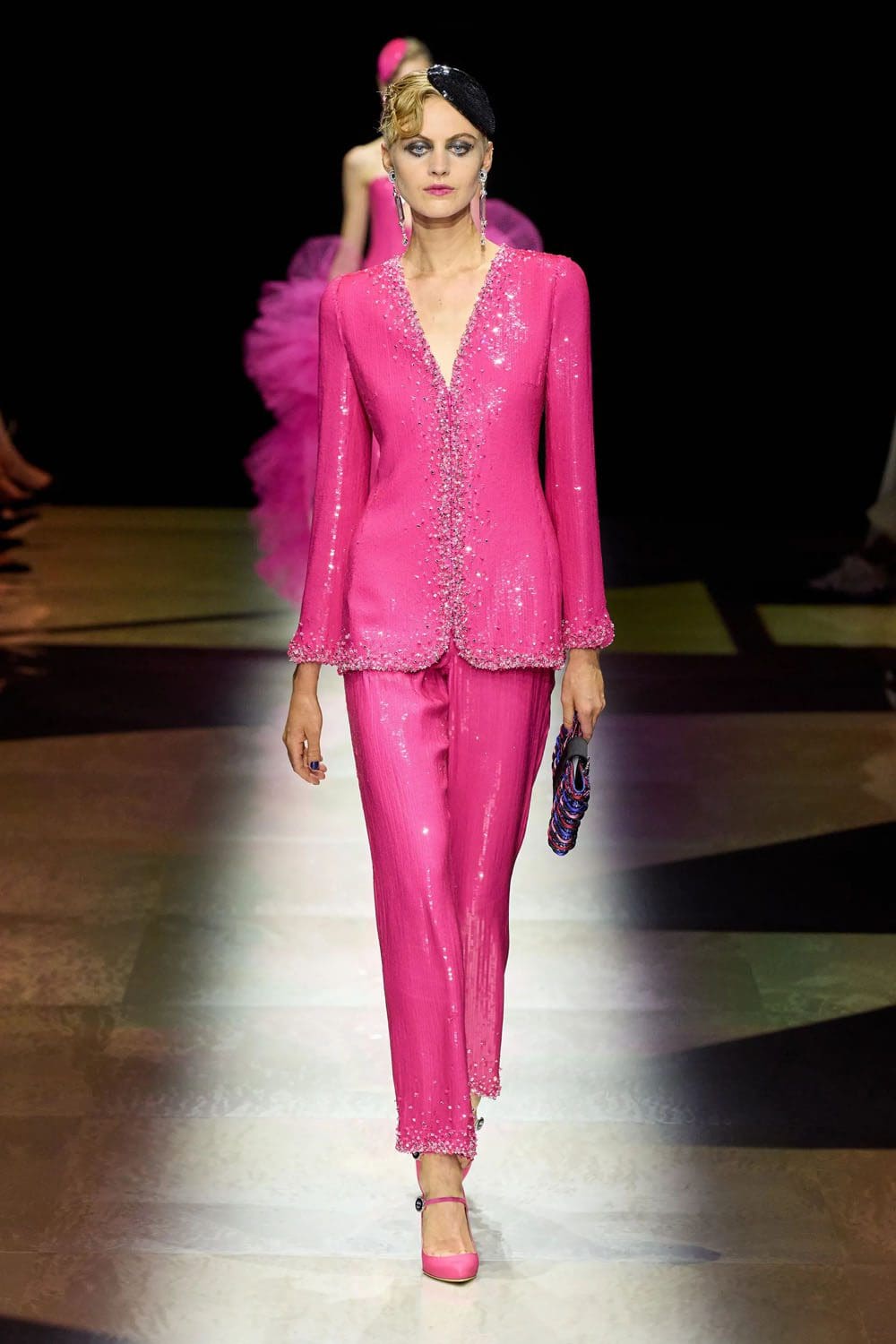 Giorgio Armani Privé outono inverno 2022-2023 Runway revista