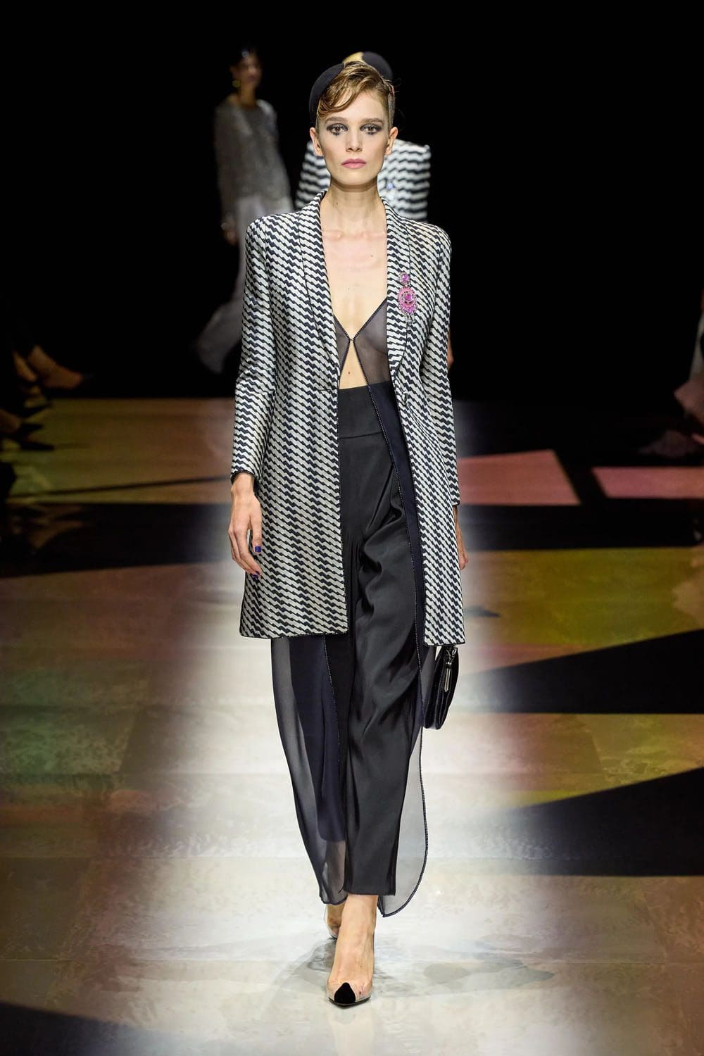 Giorgio Armani Privé outono inverno 2022-2023 Runway revista
