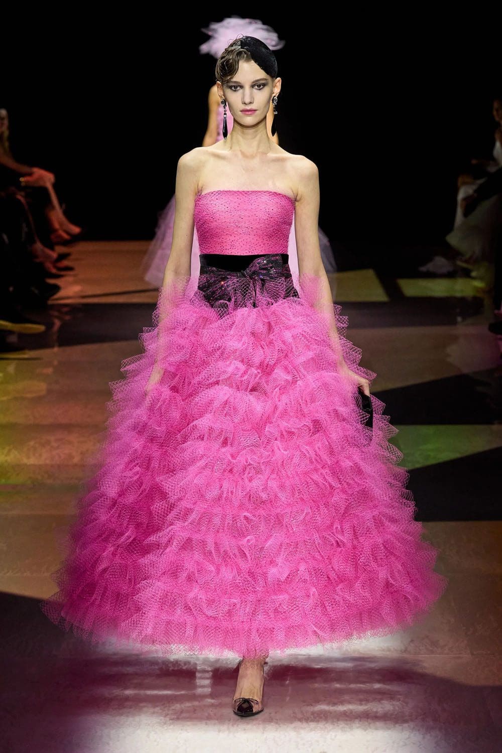Giorgio Armani Privé outono inverno 2022-2023 Runway revista