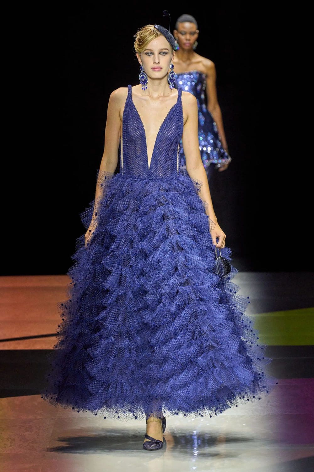 Giorgio Armani Privé outono inverno 2022-2023 Runway revista