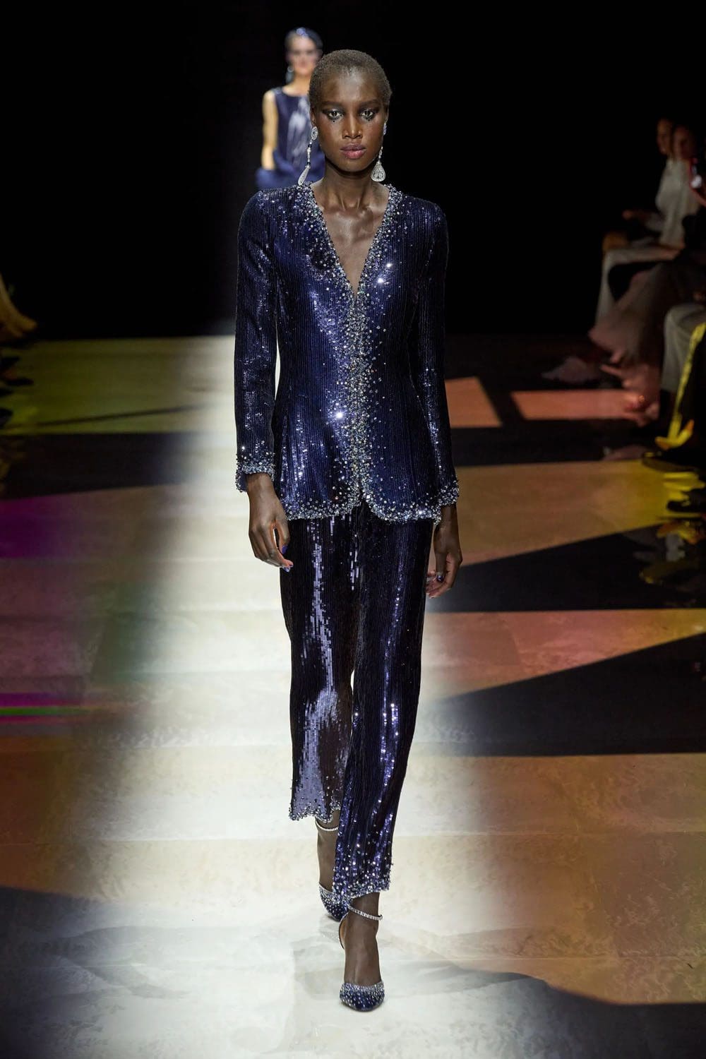 Giorgio Armani Privé outono inverno 2022-2023 Runway revista