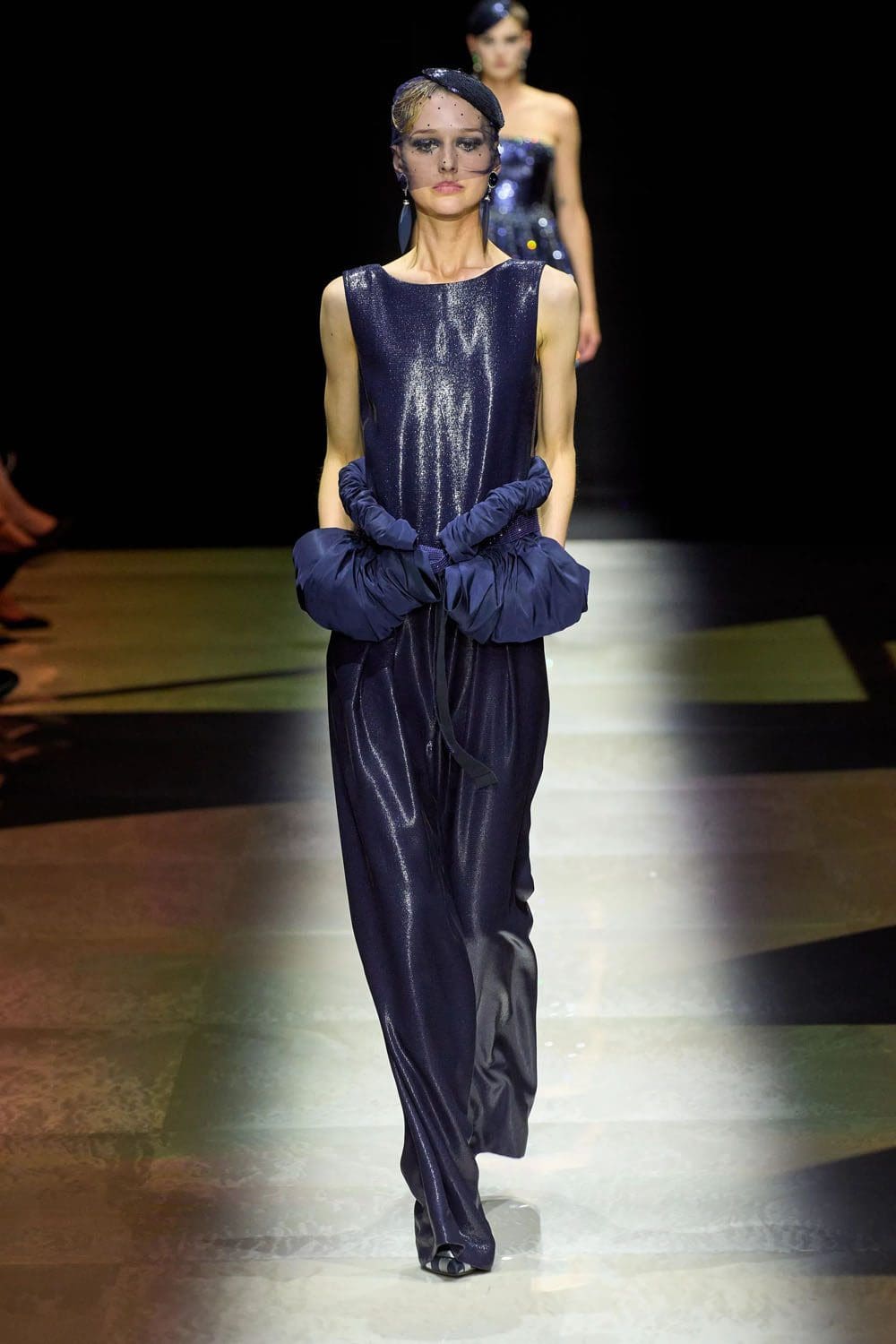 Giorgio Armani Privé outono inverno 2022-2023 Runway revista