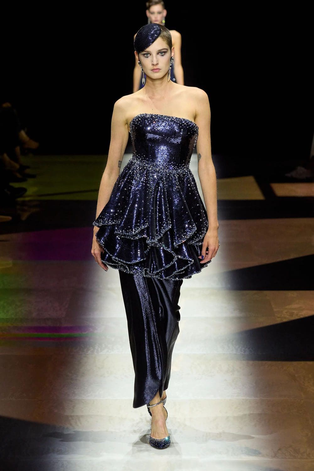 Giorgio Armani Privé outono inverno 2022-2023 Runway revista