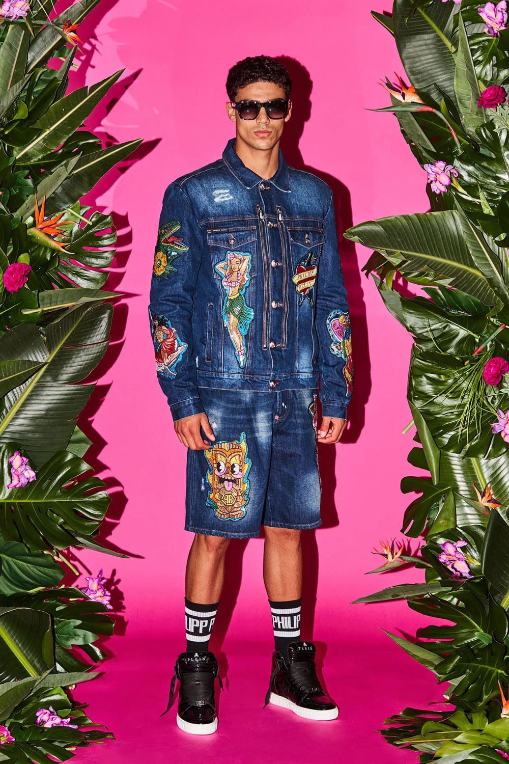 Philipp Plein Resort 2023 Runway revista