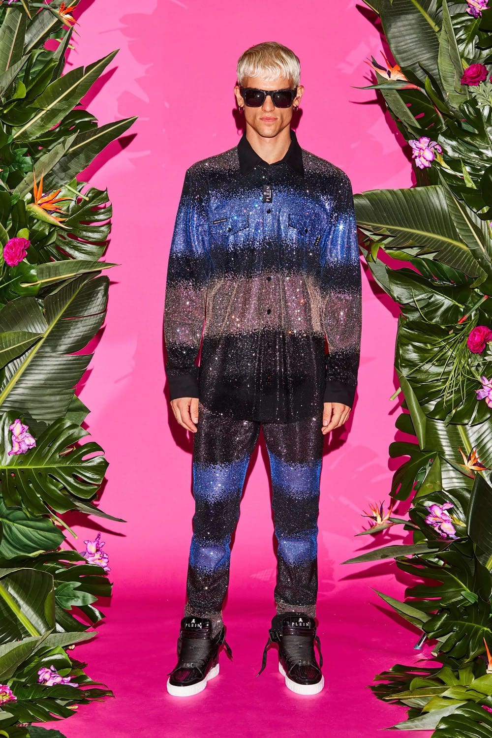 Philipp Plein Resort 2023 Runway revista
