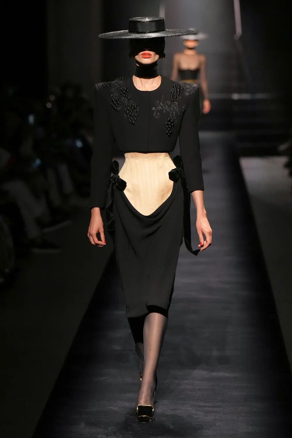Schiaparelli Couture Herbst 2022-2023 Runway Magazin