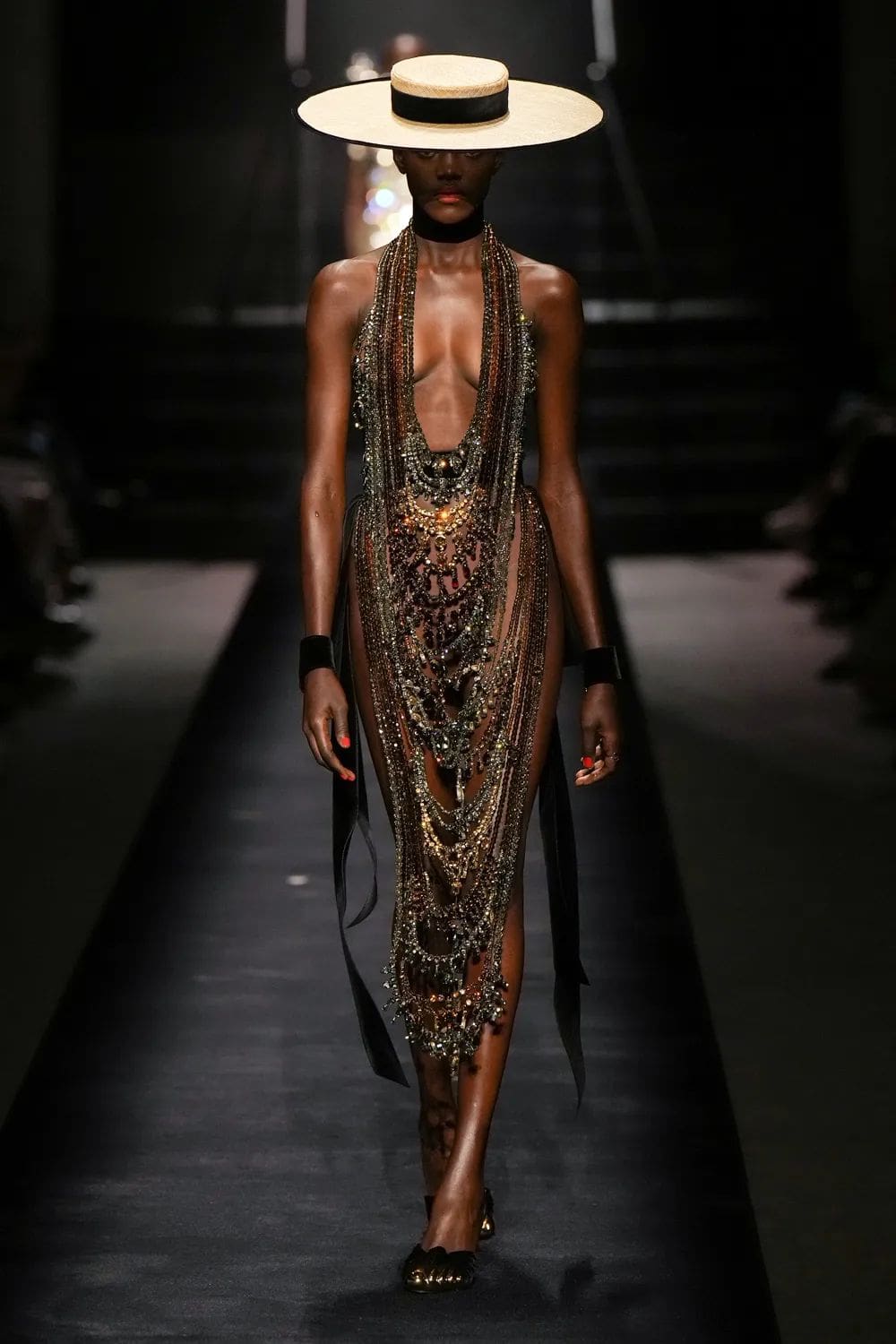 Schiaparelli Couture Herbst 2022-2023 Runway Magazin