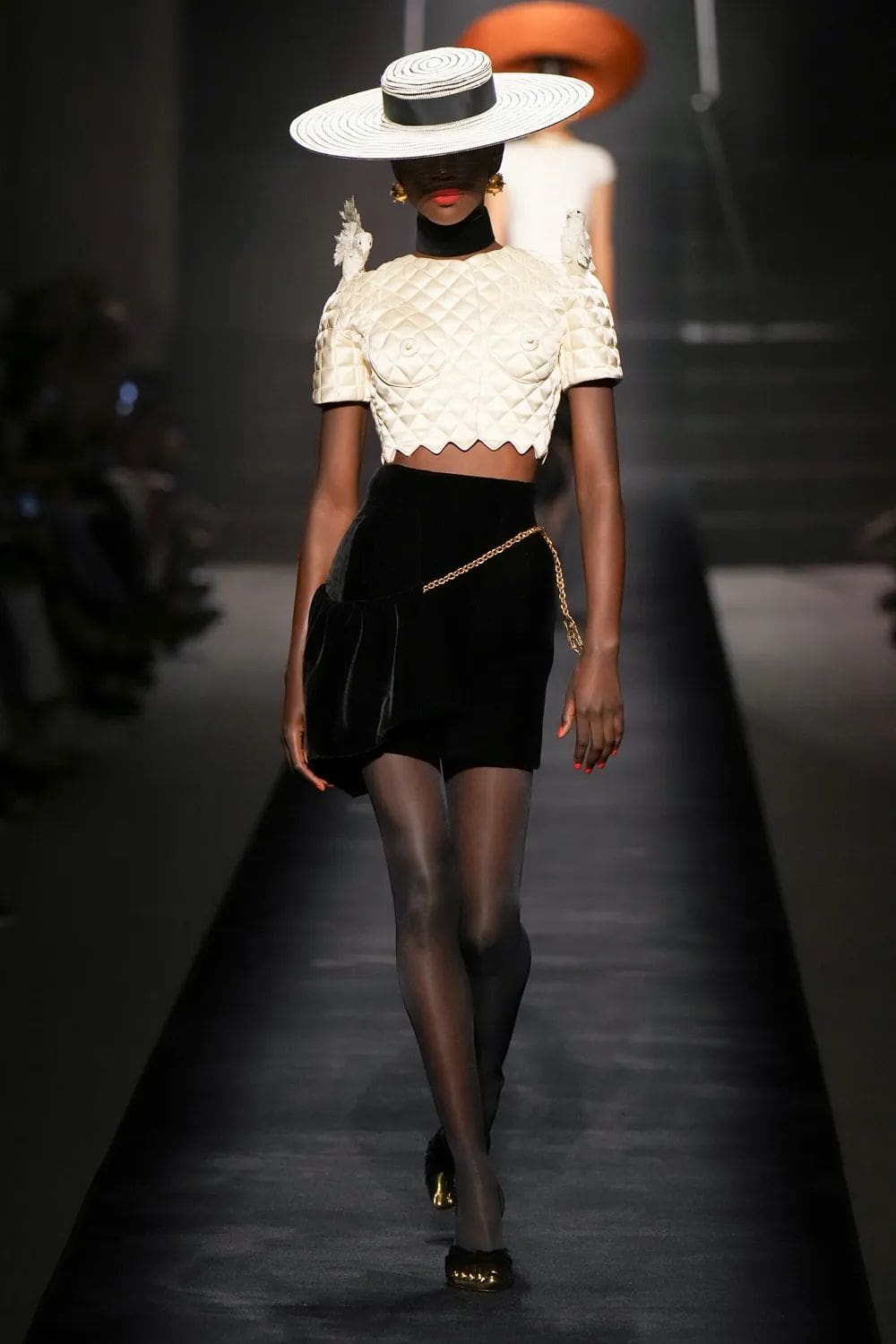 Schiaparelli Couture Herbst 2022-2023 Runway Magazin