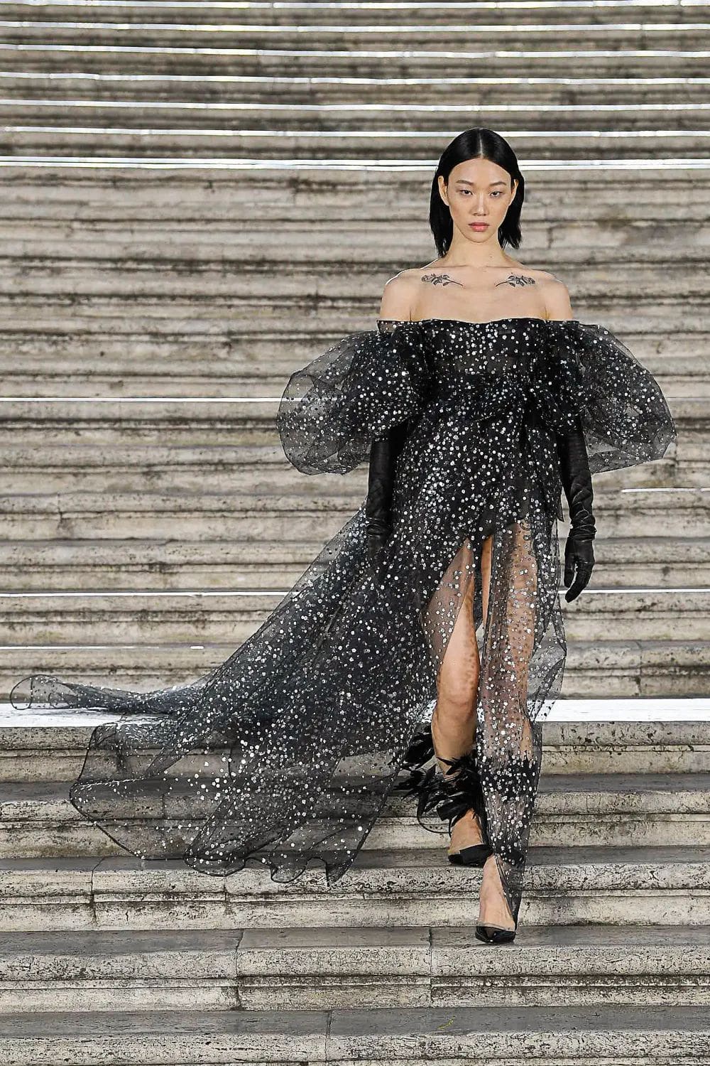 Valentino The Beginning Haute Couture Fall Winter 2022-2023 Runway Magazine