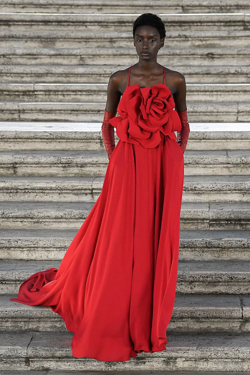 Valentino The Beginning Haute Couture Fall Winter 2022-2023 Runway Magazine