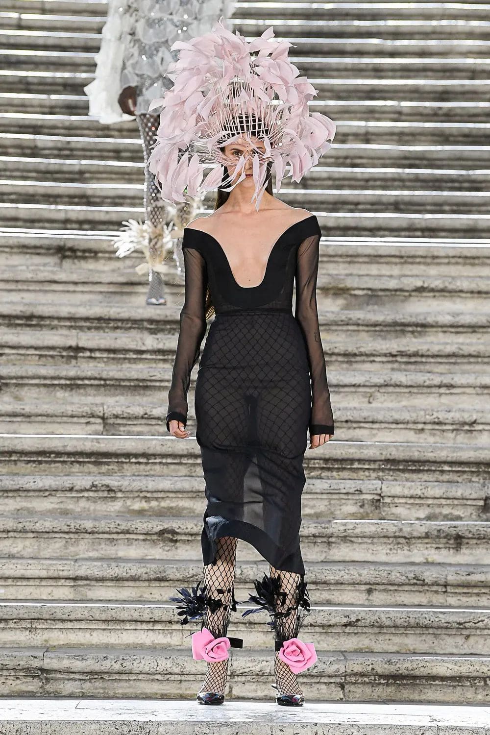 Valentino The Beginning Haute Couture Fall Winter 2022-2023 Runway Magazine