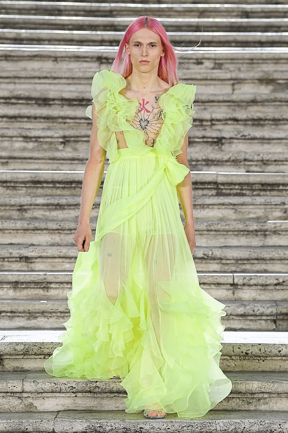 Valentino The Beginning Haute Couture Fall Winter 2022-2023 Runway Magazine
