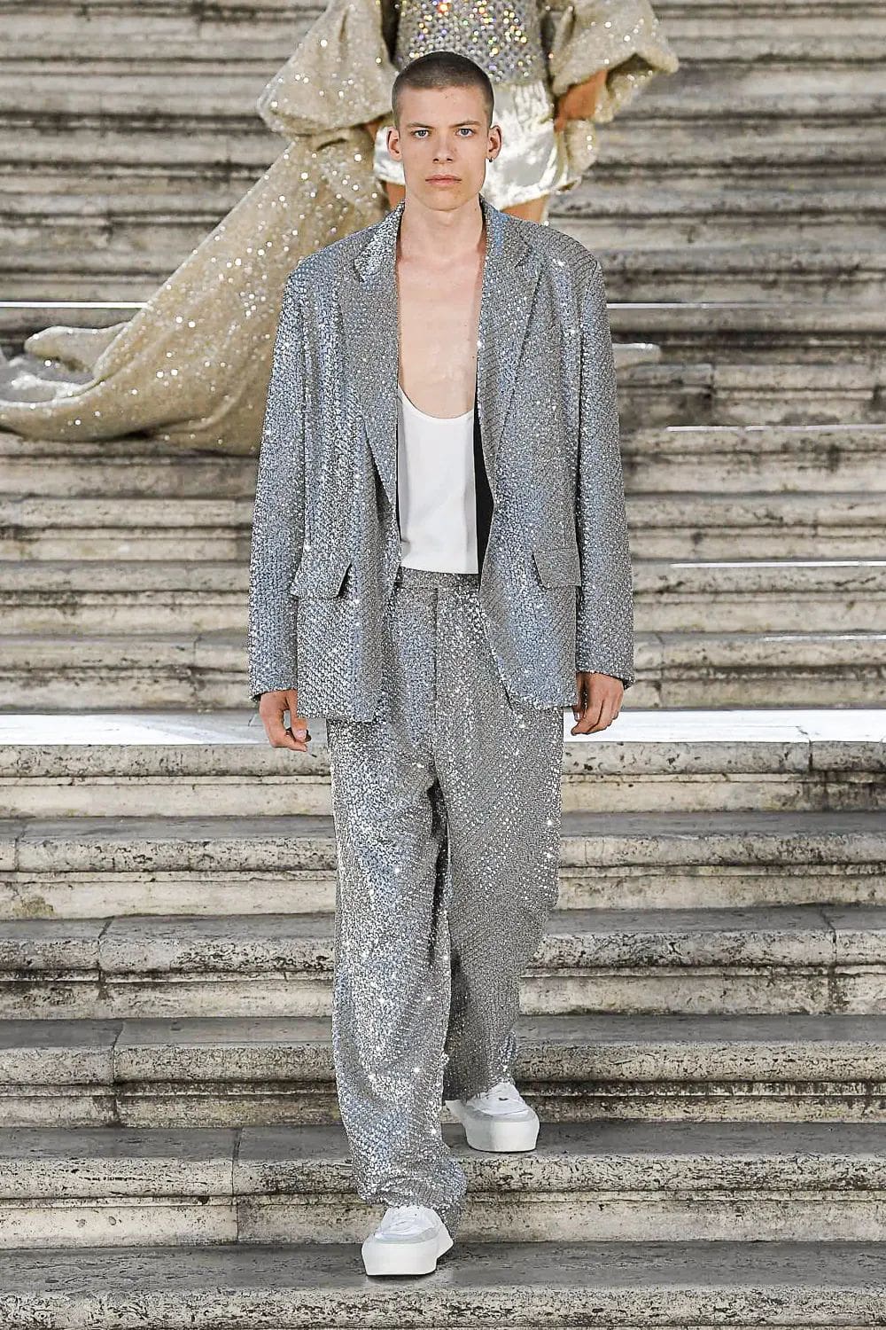 Valentino The Beginning Haute Couture Fall Winter 2022-2023 Runway Magazine