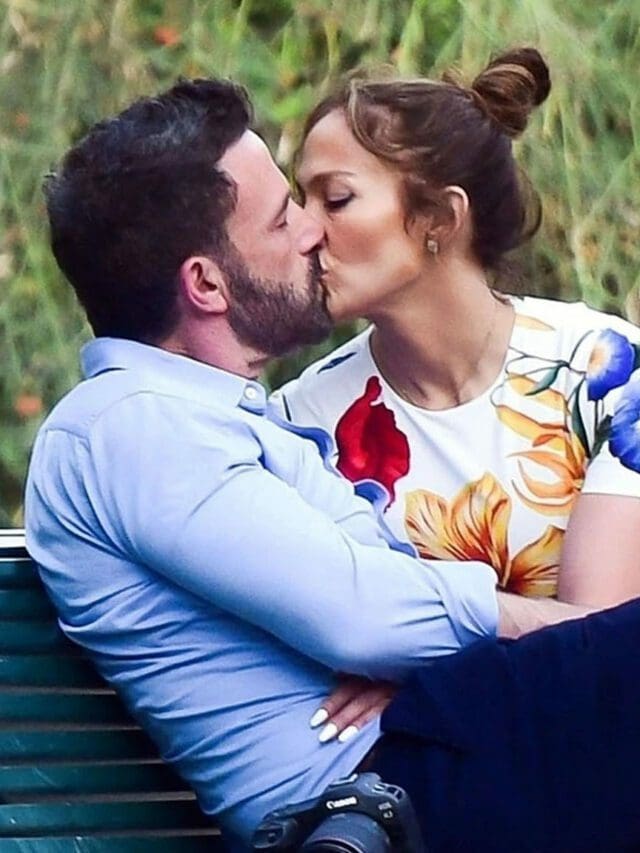 Jennifer Lopez, Ben Affleck On Honeymoon in Paris