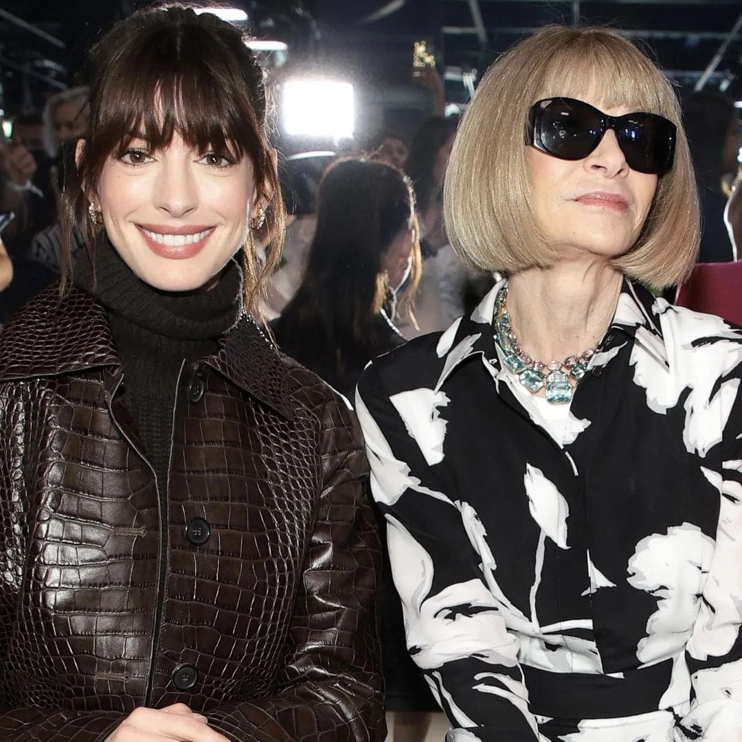 Anne Hathaway als Andy aus „Der Teufel trägt Prada“, Anna Wintour bei Michael Kors Frühjahr/Sommer 2023 Berlin Runway