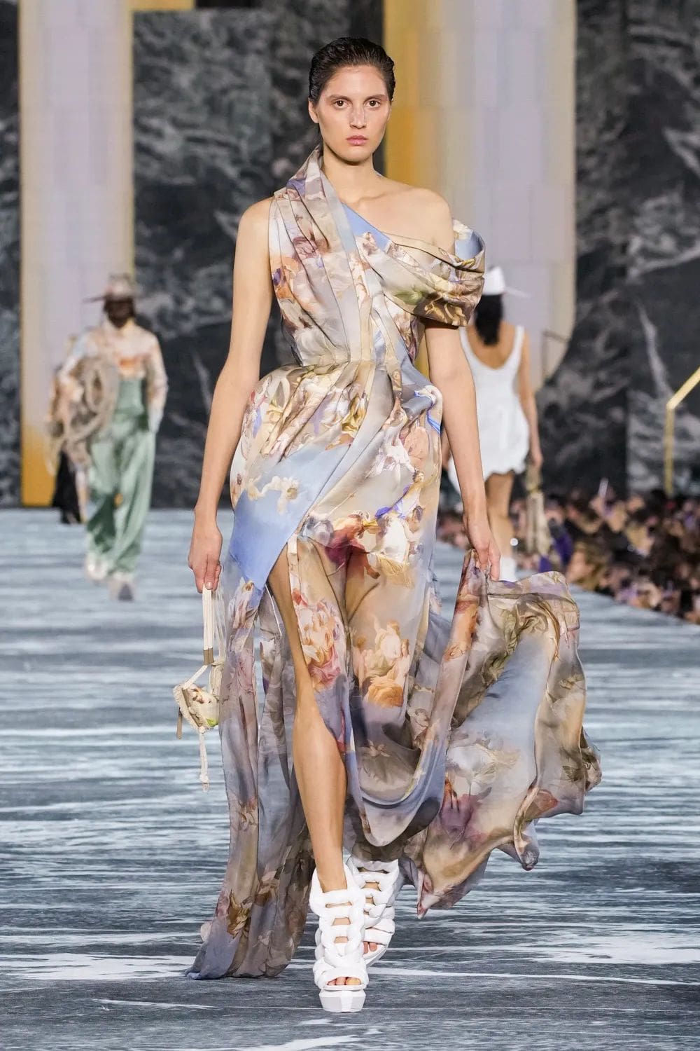 Balmain 春夏 2023 Runway 杂志