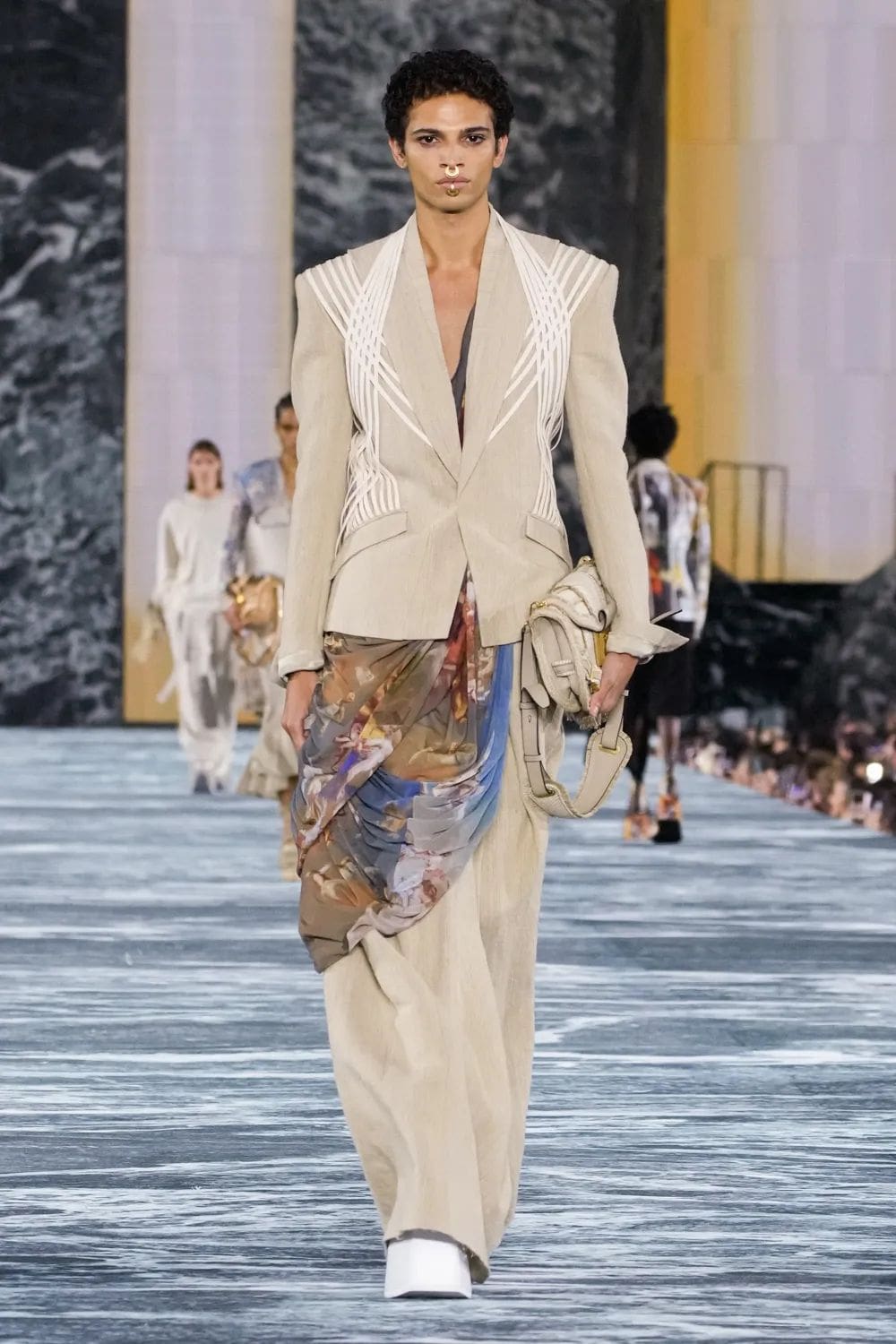 Balmain 春夏 2023 Runway 杂志