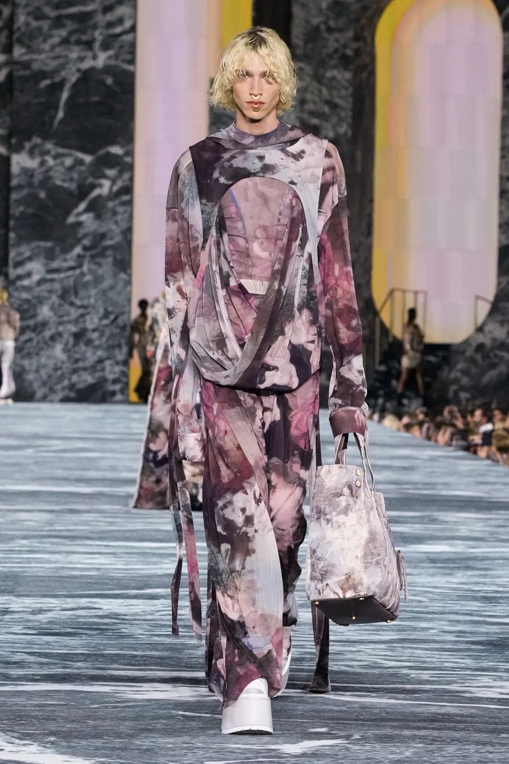 Balmain 春夏 2023 Runway 杂志