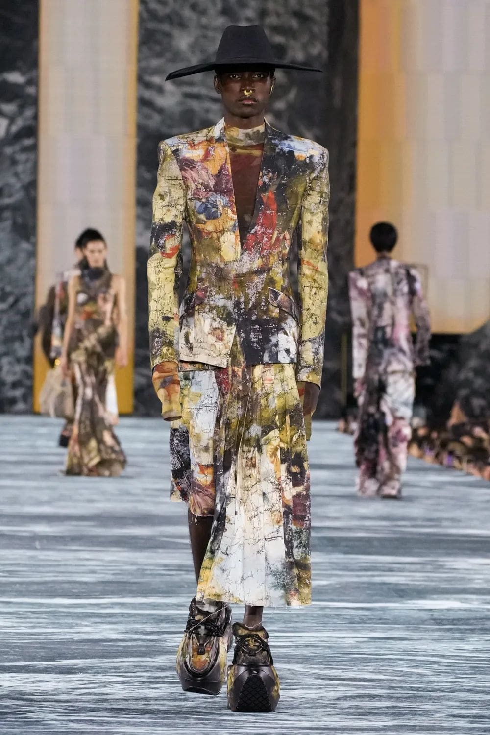 Balmain 春夏 2023 Runway 杂志