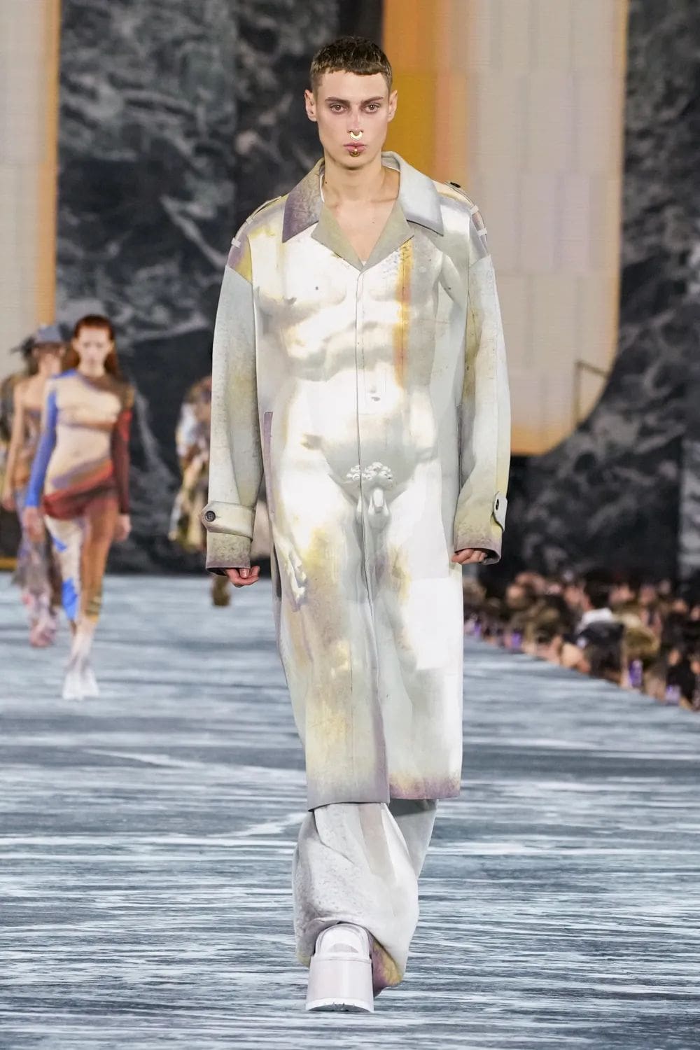 Balmain 春夏 2023 Runway 杂志