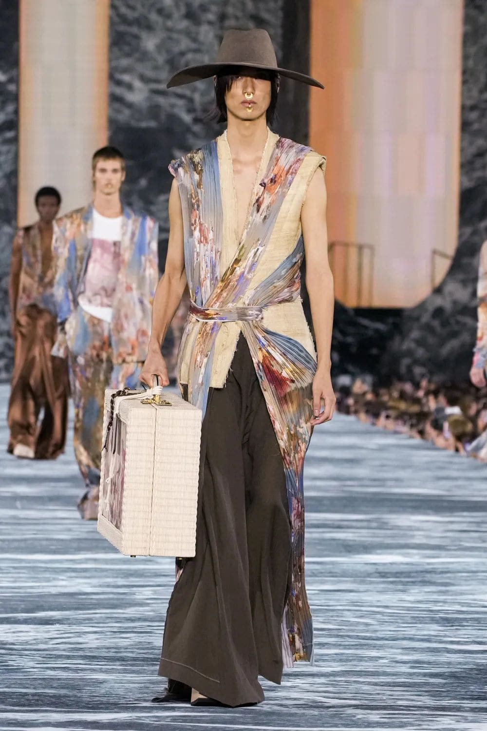 Balmain 春夏 2023 Runway 杂志