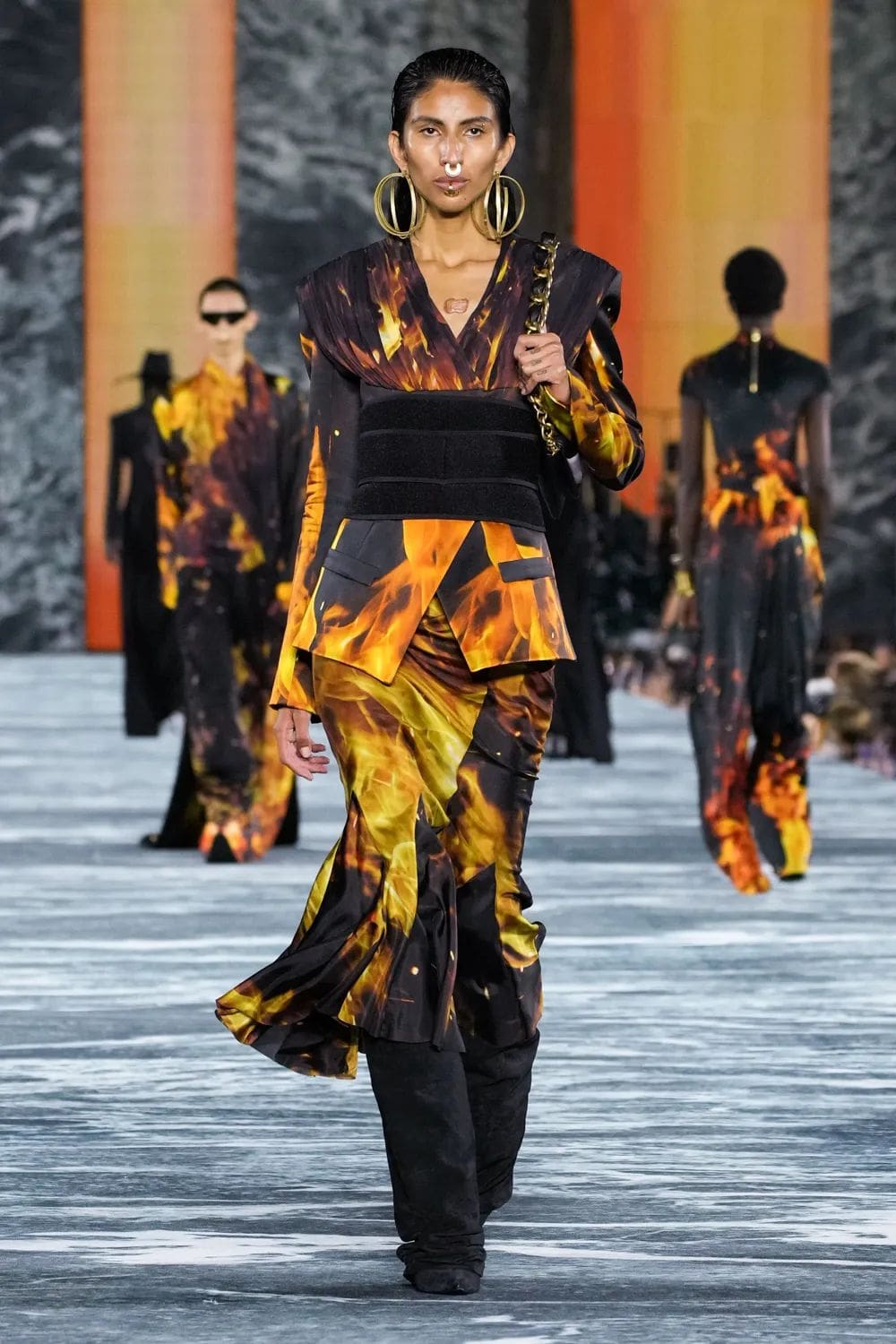 Balmain 春夏 2023 Runway 杂志