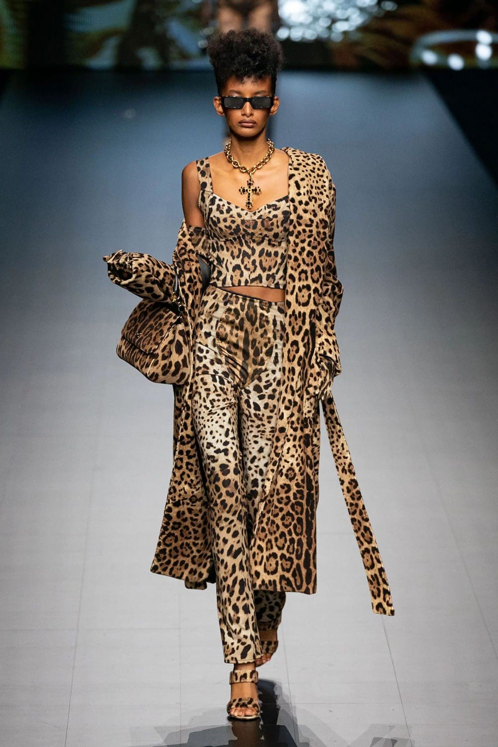 Dolce Gabbana Mulheres Primavera Verão 2023 Runway revista