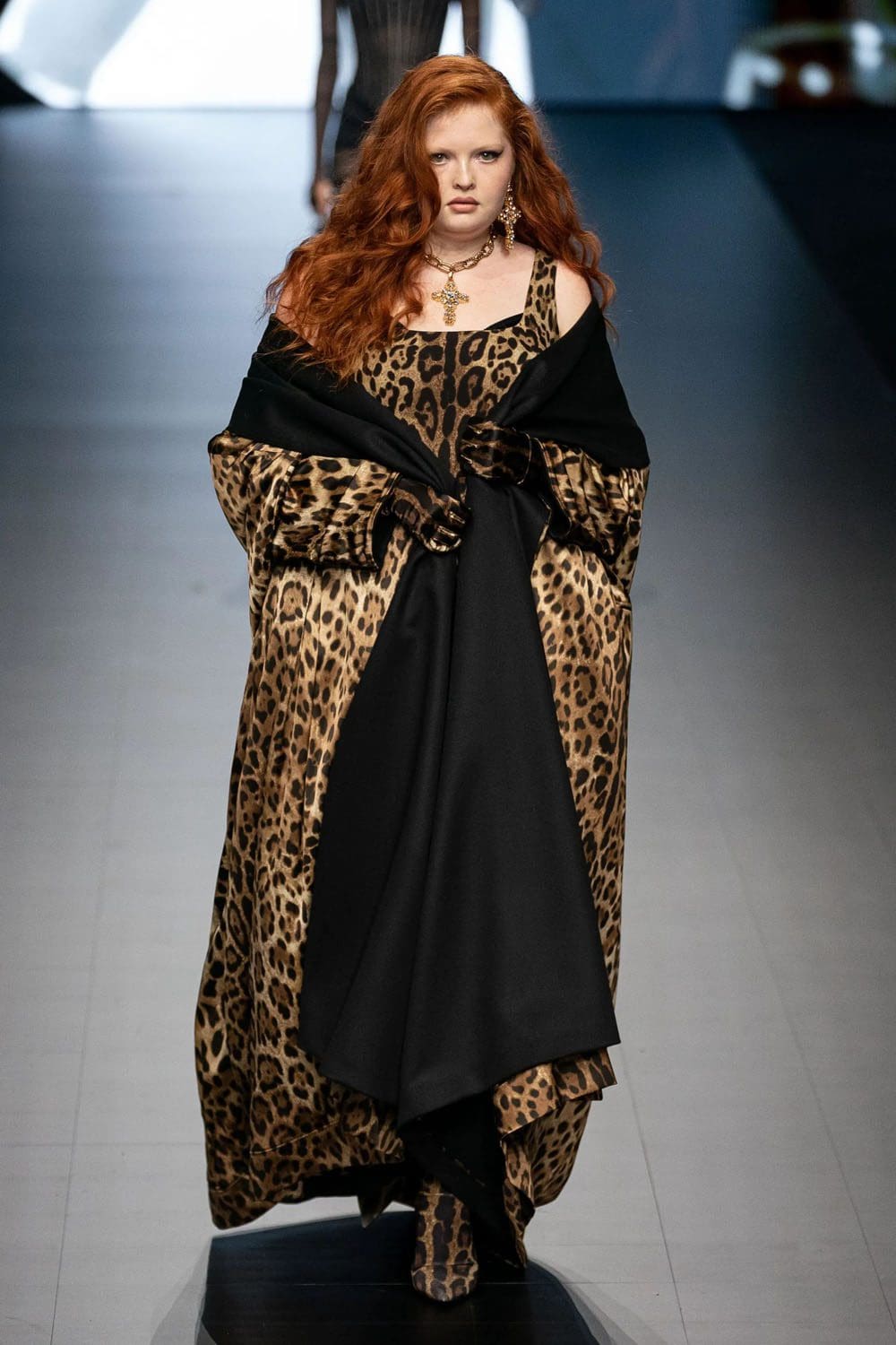 Dolce Gabbana Mulheres Primavera Verão 2023 Runway revista