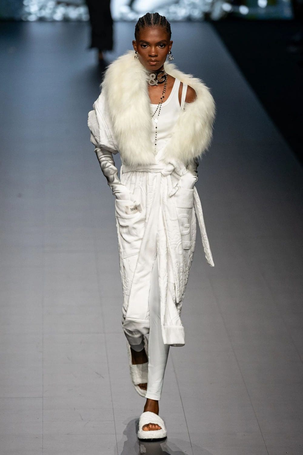 Dolce Gabbana Mulheres Primavera Verão 2023 Runway revista