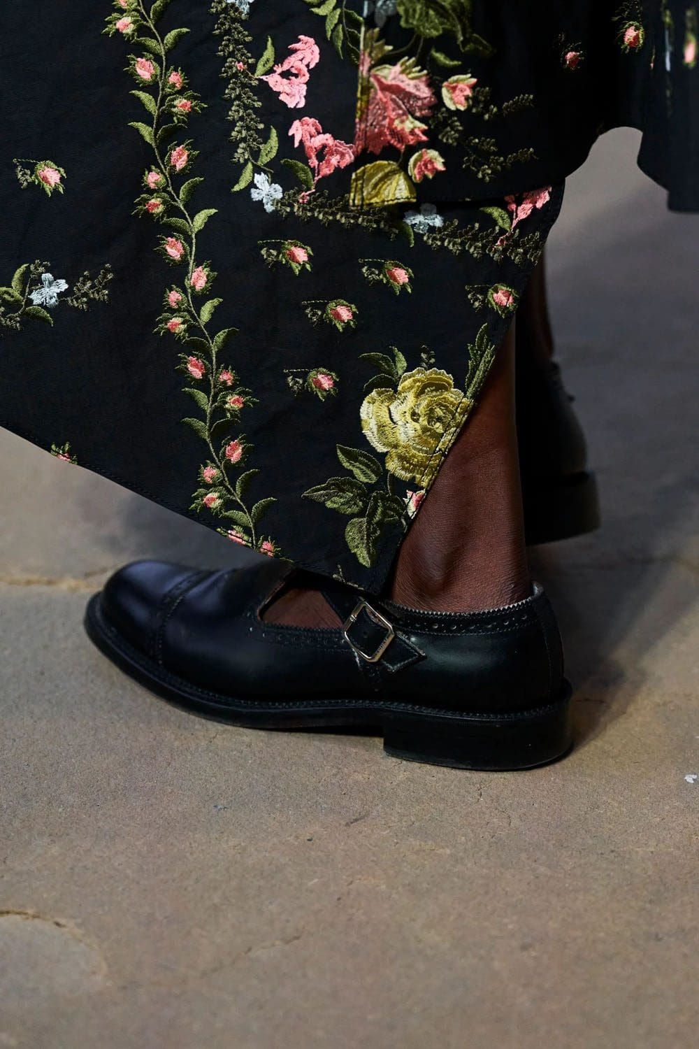 Erdem 春夏 2023 伦敦 Runway 杂志