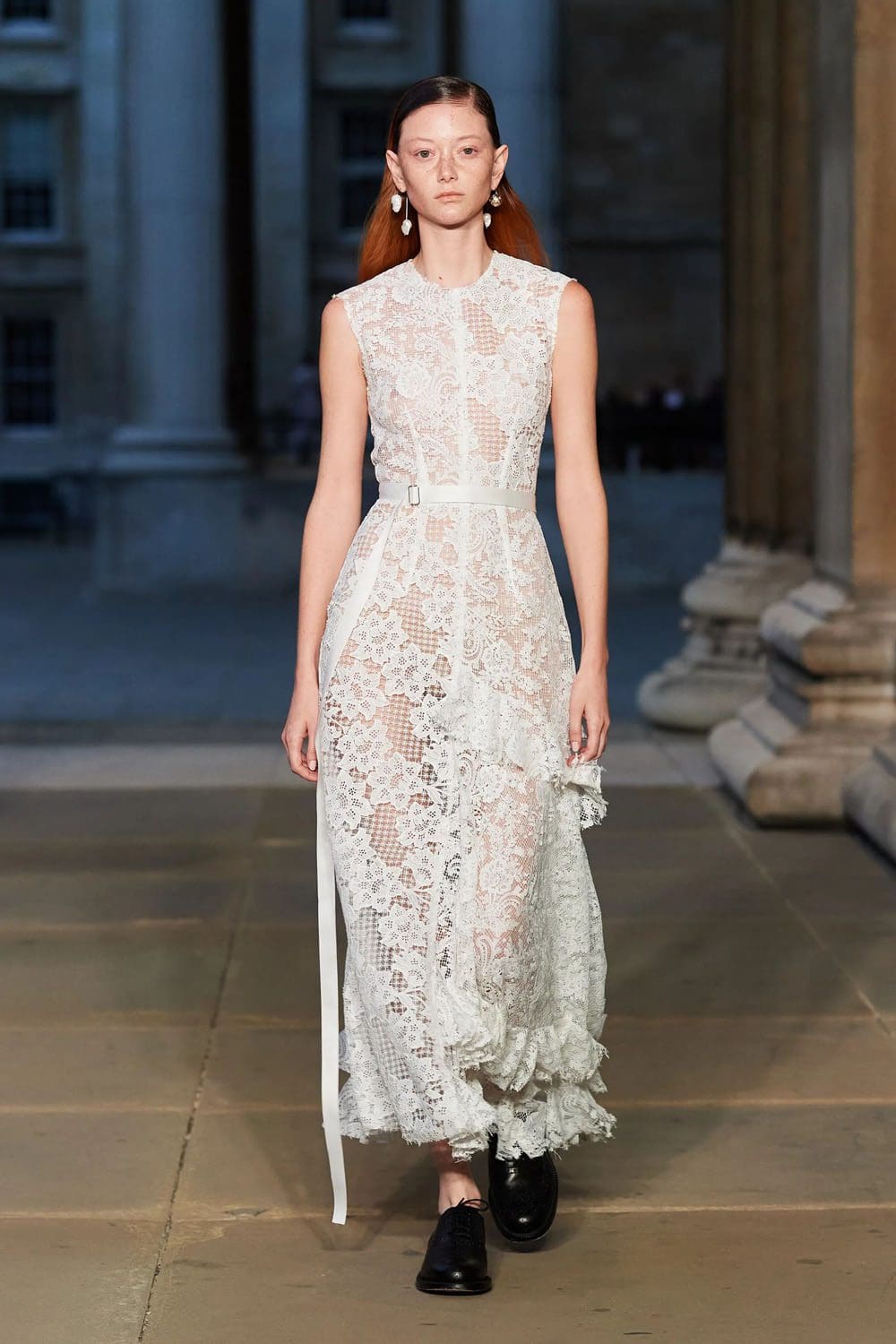 Erdem 春夏 2023 伦敦 Runway 杂志