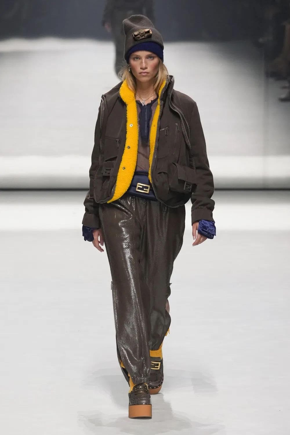 Fendi Resort 2023 - 25 anni Fendi Baguette New York Runway Magazine