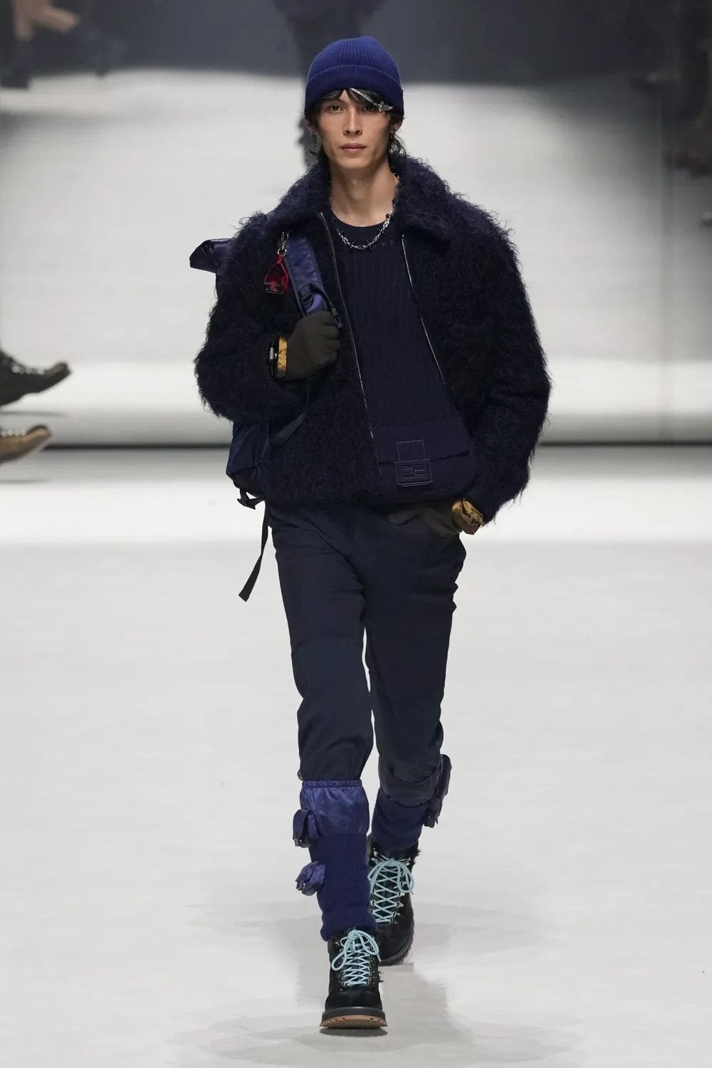 Fendi Resort 2023 - 25 anni Fendi Baguette New York Runway Magazine