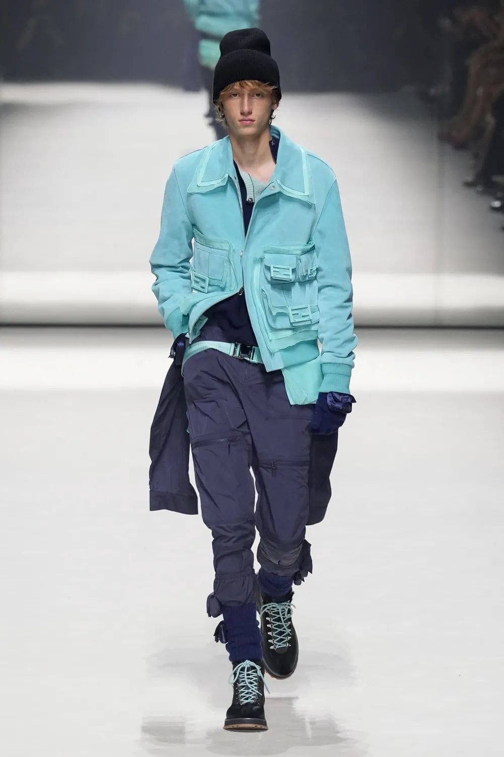 Fendi Resort 2023 - 25 anni Fendi Baguette New York Runway Magazine