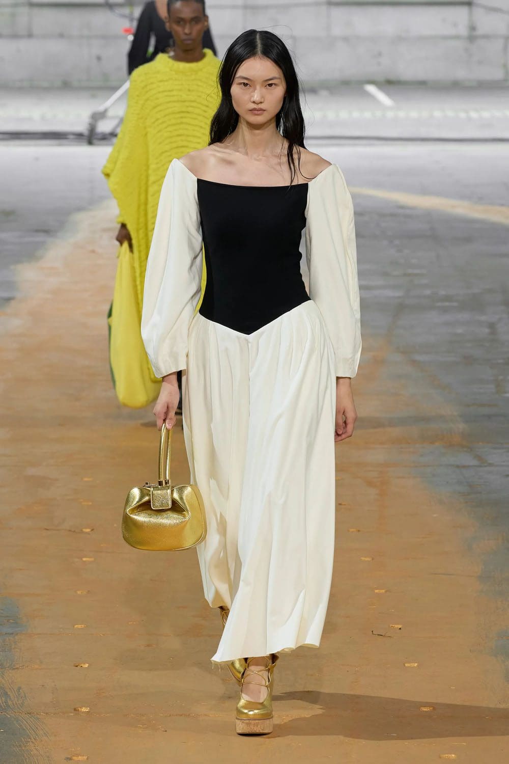 Gabriela Hearst Primavera Verano 2023 New York Runway Revistas