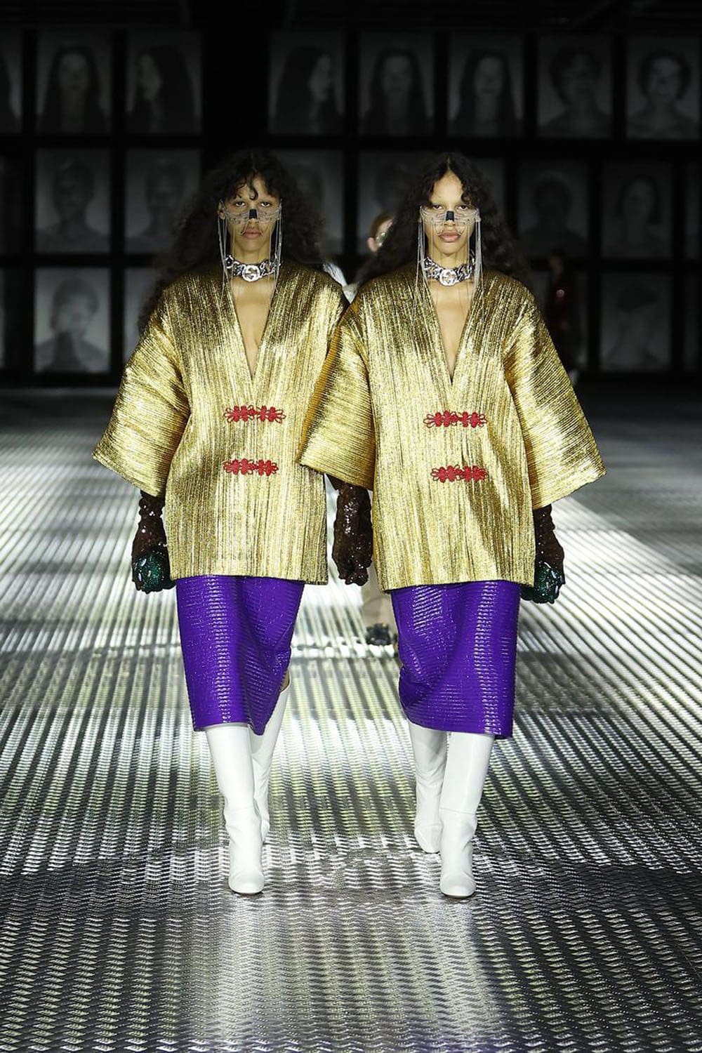 Gucci Primavera Verão 2023 Twinsburg Runway revista