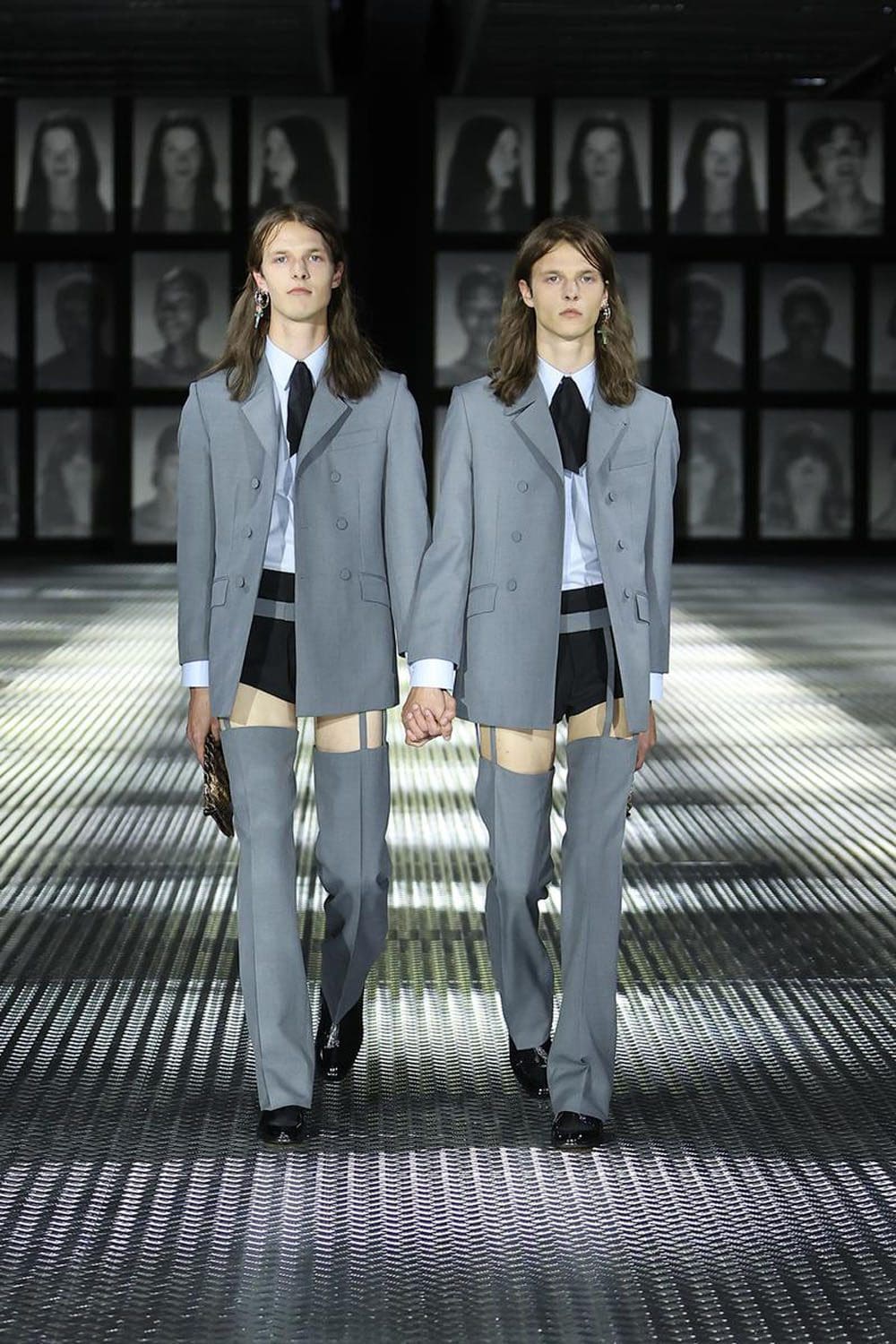 Gucci Primavera Verão 2023 Twinsburg Runway revista