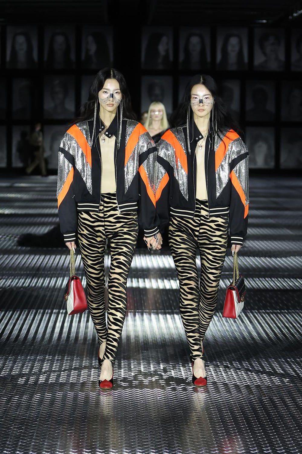 Gucci Primavera Verão 2023 Twinsburg Runway revista